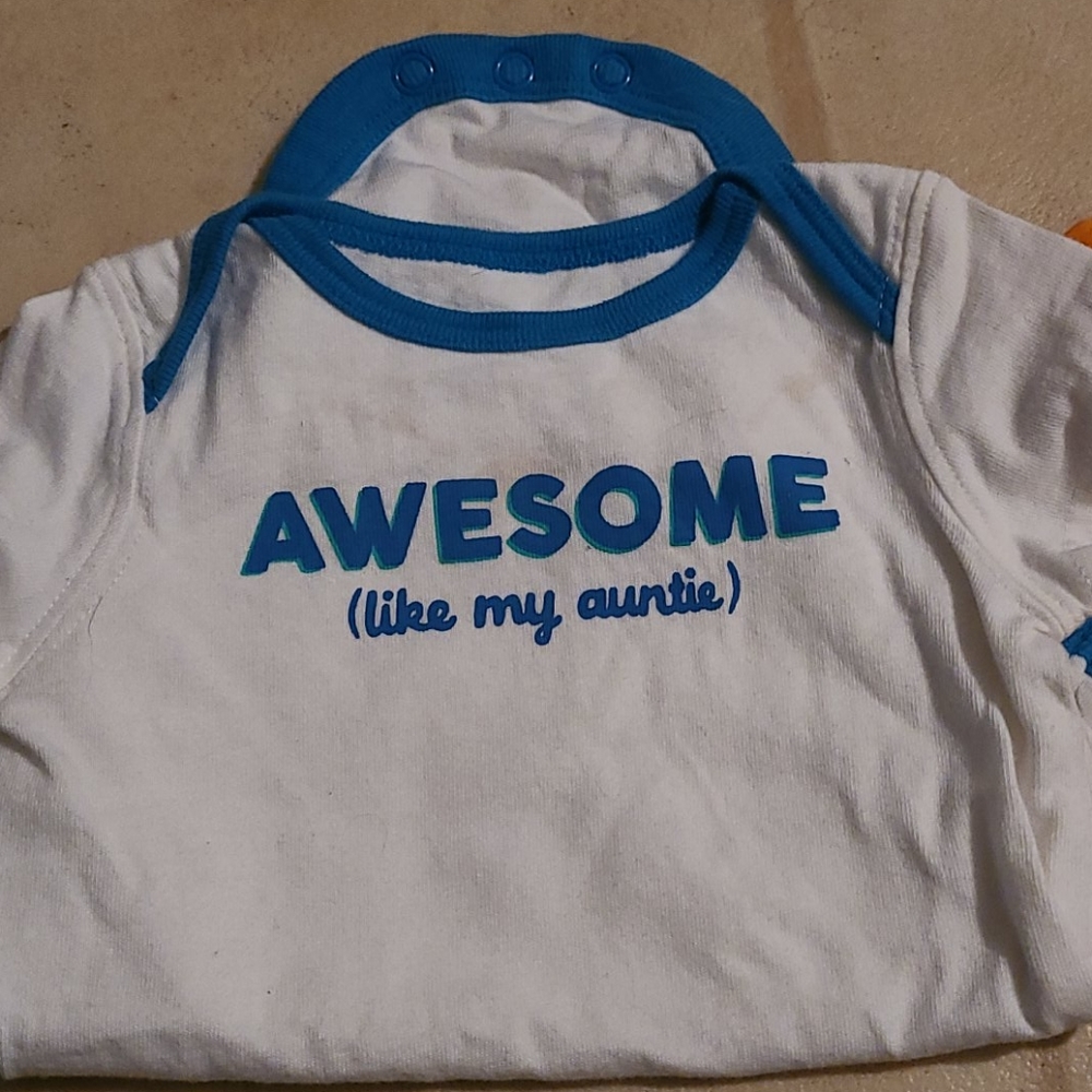 Short sleeve onesies